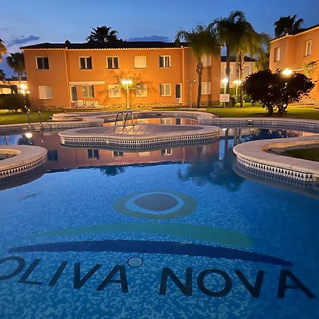 Apartment Sevilla III Golf ,Big Pool And Seaside โอลิบา ภายนอก รูปภาพ
